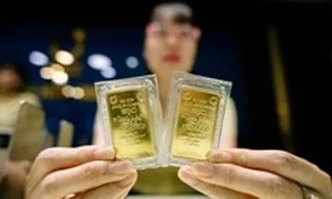 Giá vàng thế giới bất ngờ giảm mạnh