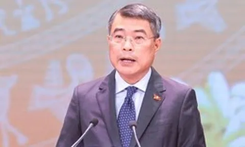Thủ tướng Lê Minh Hưng: Thời gian không ngừng trôi, mái đầu người mẹ tìm con, người vợ tìm chồng giờ đã bạc trắng
