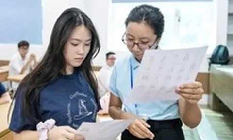 11.000 hiệu trưởng, hiệu phó sẽ làm giáo viên đứng lớp khi sắp xếp trường học