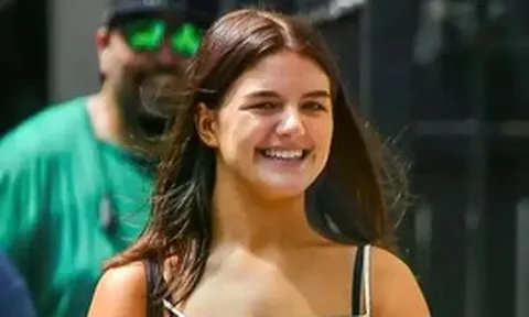 Thông tin bất ngờ về Suri Cruise