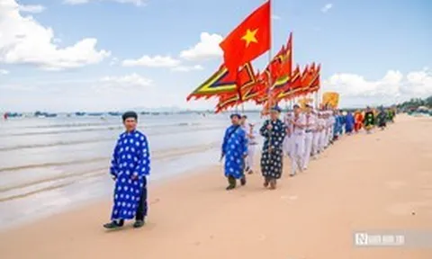 Về làng Long Thuỷ khám phá nét văn hoá tâm linh của làng biển 300 năm