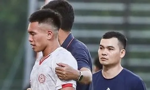 Cầu thủ U23 Việt Nam vui buồn lẫn lộn trước khi lên tuyển chuẩn bị cho Asiad 2026
