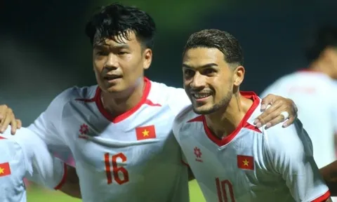 CĐV Việt Nam phấn khích sau trận thắng 7-0 Timor-Leste