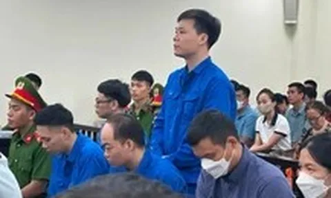 'Ông trùm' đường dây 100 tấn thực phẩm chức năng giả hầu tòa: Hưởng lợi 265 tỉ, bỏ ngoài sổ sách 1.800 tỉ