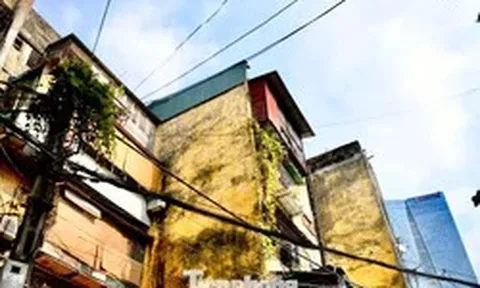 Bên trong khu tập thể Ngọc Khánh xuống cấp, chờ dự án cải tạo