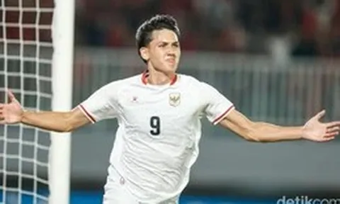 Cầu thủ 1m96 lập hat-trick cho Indonesia là ai mà tuyển Việt Nam phải dè chừng?