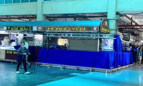 Phố kim cương đóng cửa, tháo biển cả loạt, Chủ tịch hội cảnh báo về đá quý
