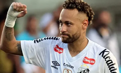Neymar khiến nội bộ Santos dậy sóng