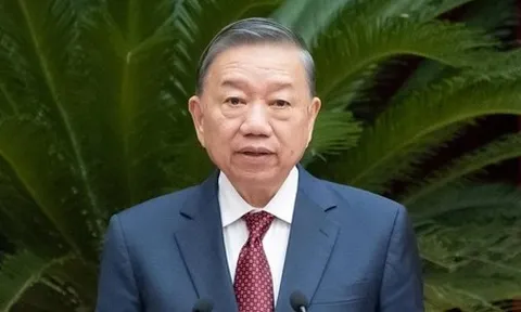 Đảng viên không được cổ xúy cho xuất bản phẩm xuyên tạc lịch sử, bôi nhọ lãnh tụ