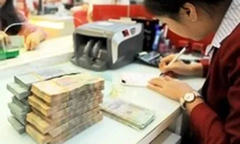 Tiền dân gửi vào ngân hàng lập kỷ lục gần 11 triệu tỉ đồng, vì sao?