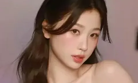 Ngu Thư Hân nổi giận