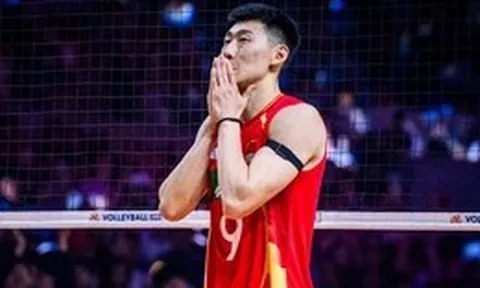 Ngôi sao Trung Quốc mắc lỗi ngớ ngẩn, dâng chiến thắng cho Nhật Bản ở siêu giải bóng chuyền