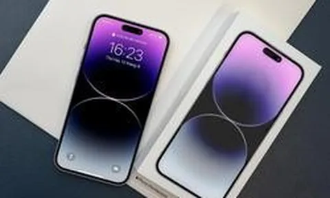 2 chiếc iPhone cũ đang giảm giá mạnh nhất lúc này