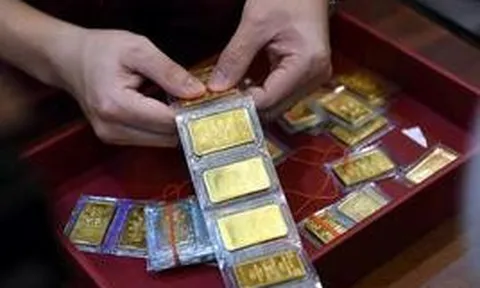 Giá vàng liên tục đảo chiều, “bốc hơi” gần 2 triệu đồng/lượng, dự báo tuần tới có bất ngờ