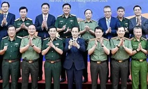 Bộ trưởng Quốc phòng, Công an và Ngoại giao lần đầu đồng chủ trì phiên họp về đối ngoại
