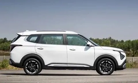 Kia Carens mới xuất hiện ở Việt Nam: Lột xác toàn diện, có ADAS cạnh tranh Mitsubishi Xpander