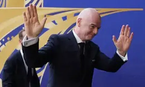 Giữa bão tố, chủ tịch FIFA nhận được sự ủng hộ của 2 Liên đoàn bóng đá ở Đông Nam Á