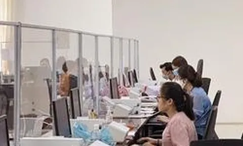 Kiến nghị xem xét mức lương công chức xã