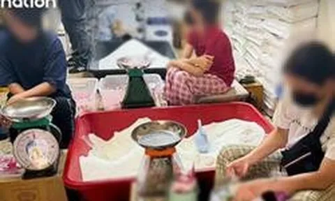 Đột kích một căn nhà sau 3 tháng theo dõi, công an phát hiện đường dây sản xuất bột ngọt giả suốt 2 năm, tịch thu gần 25.000 sản phẩm tại Thái Lan