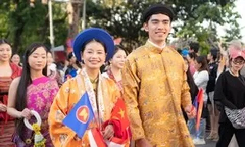 Dịp lễ 2-9: không chỉ lên rừng, xuống biển khách Việt còn mê tour lịch sử, văn hóa