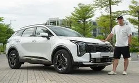 Bán sedan hạng sang mua Kia Sportage HEV, chủ xe chia sẻ: ‘Nội thất rộng, chở gia đình 300-500km/ngày vẫn thoải mái, đi phố như xe điện’
