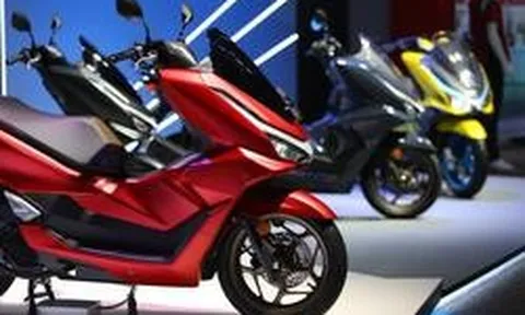 Honda PCX160 2027 trình làng với màn hình TFT và HSTC, đe dọa ngôi vương của Yamaha NVX và Honda SH