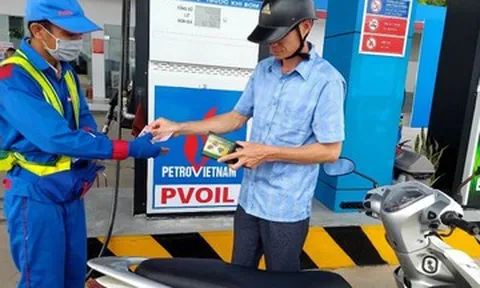 Giá xăng dầu hôm nay 8/8: Thế giới tăng nhẹ, trong nước duy trì mức thấp