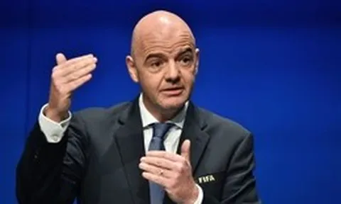 Báo Anh: UEFA từng chi tiền cho nhân tình của Infantino