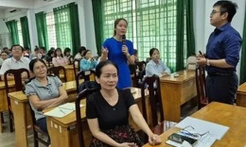Nhà giáo có được 'sống như người bình thường' trên mạng xã hội?