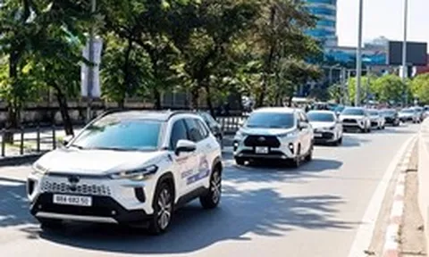 Toyota vẫn là 'vua doanh số', xe điện bán kỷ lục