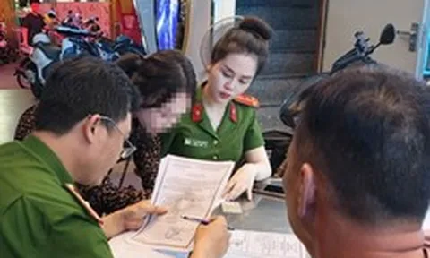 Đúng 00h20 phút, công an đồng loạt kiểm tra 82 người ở các quán internet và karaoke