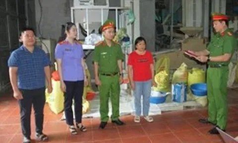 Khởi tố giám đốc công ty và chủ cửa hàng bán gạo 'nhái' Séng Cù Mường Khương