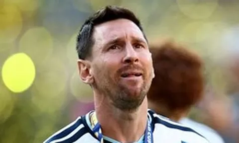 Ngập tràn tin giả, ảnh giả về Messi sau khi cha anh qua đời