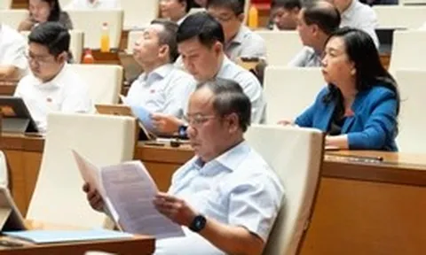 Tin tức sáng 9-8: Quốc hội thảo luận sửa Luật Phòng, chống rửa tiền; Lãi suất qua đêm giảm mạnh