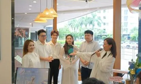 Ca sĩ Thu Phượng tổ chức workshop "Hát để tự do"