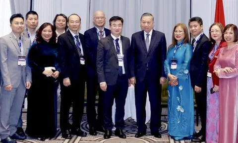 Tổng Bí thư, Chủ tịch nước mong kiều bào trí thức tại Úc làm cầu nối phát triển 'lực lượng sản xuất mới'