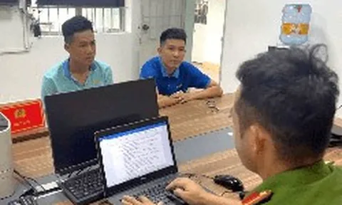 Công an kiểm tra loạt giao dịch 50 triệu, 47 triệu, 6 triệu đồng… của 4 công nhân tại Đồng Nai