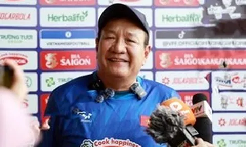 HLV Hoàng Văn Phúc nói lý do không triệu tập Huỳnh Như cho tuyển nữ Việt Nam