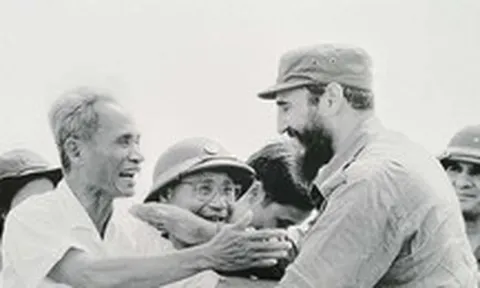 100 năm ngày sinh Fidel Castro: Cuba mãi trong trái tim các thế hệ người Việt