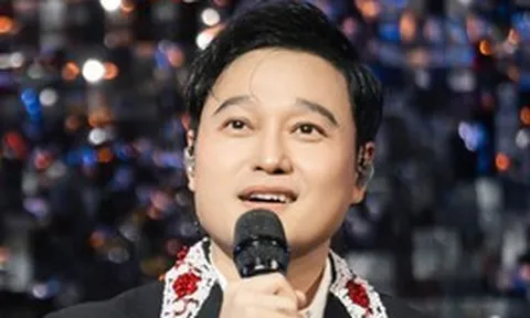 Ca sĩ Việt được cả nước gọi “hoàng tử” 20 năm: Bán album trăm nghìn bản, nay làm YouTuber tận hưởng cuộc sống