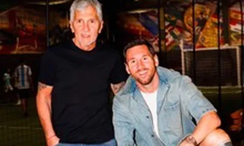 Messi viết tâm thư đau xé lòng tiễn biệt cha, Ronaldo liền gửi lời động viên ấm áp