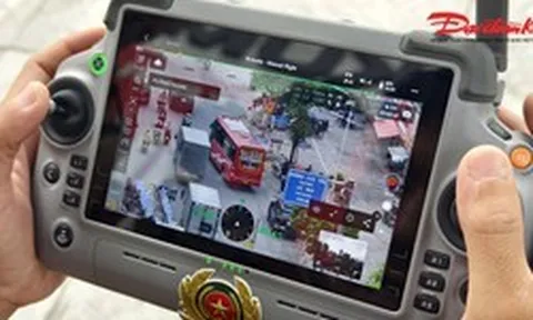 UAV “mắt thần” trên cao, CSGT Hà Nội soi rõ xe vi phạm, xử lý nhanh điểm nghẽn