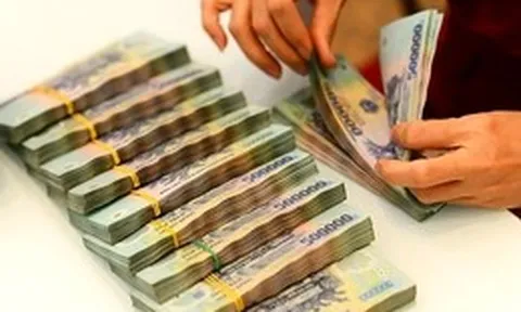 Tiền gửi của người dân lần đầu vượt 11 triệu tỉ đồng