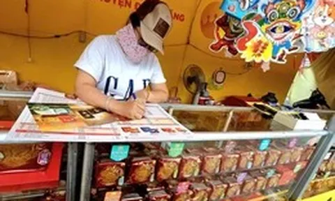 Bánh trung thu xuống phố, hầu hết tăng giá