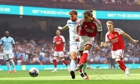 Arsenal lập kỷ lục lịch sử tại Siêu cúp Anh