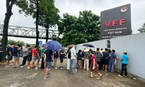 Cơ hội cuối trực tiếp mua vé xem ĐT Việt Nam đấu Malaysia tại Mỹ Đình: Chỉ bán từ 9h15 ngày 19/8