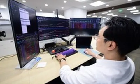 Tự doanh công ty chứng khoán bất ngờ bán ròng 350 tỉ đồng dù thị trường tăng điểm