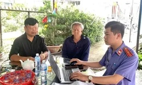 Sau kiến nghị của viện kiểm sát, công an xã nhận hồ sơ hoãn án tù của người phụ nữ vừa sinh con