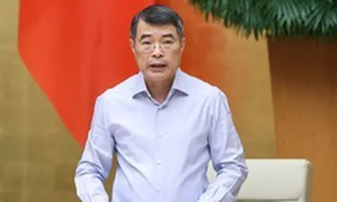 Thủ tướng: Cắt chi phí trung gian để thuốc đến tay người bệnh giá thấp nhất