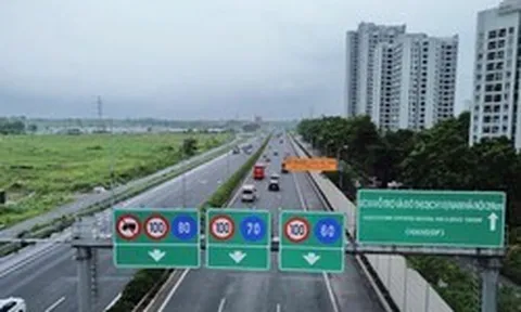 Hà Nội phân luồng từ xa phục vụ người dân đi lại dịp Quốc khánh 2-9